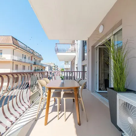 Casa A Due Passi Dal Mare ألبا أدرياتيكا