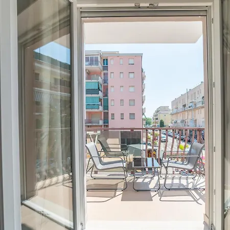 Casa A Due Passi Dal Mare شقة *